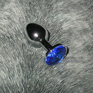 Средняя анальная пробка с камнем СИНИЙ